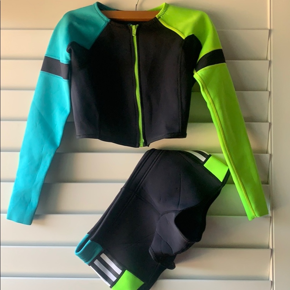 Roxy wetsuit top and bottom